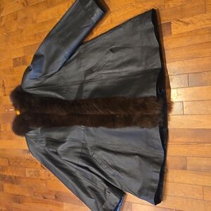 Amazing Henig Furs Dark Brown Leather & Fur Coat Medium-Large